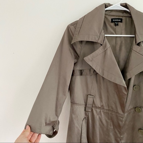 Bebe Gray Green Satin Trench Coat Y2K 3/4 Sleeve Button Detail Gilmore Girls - Picture 3 of 11